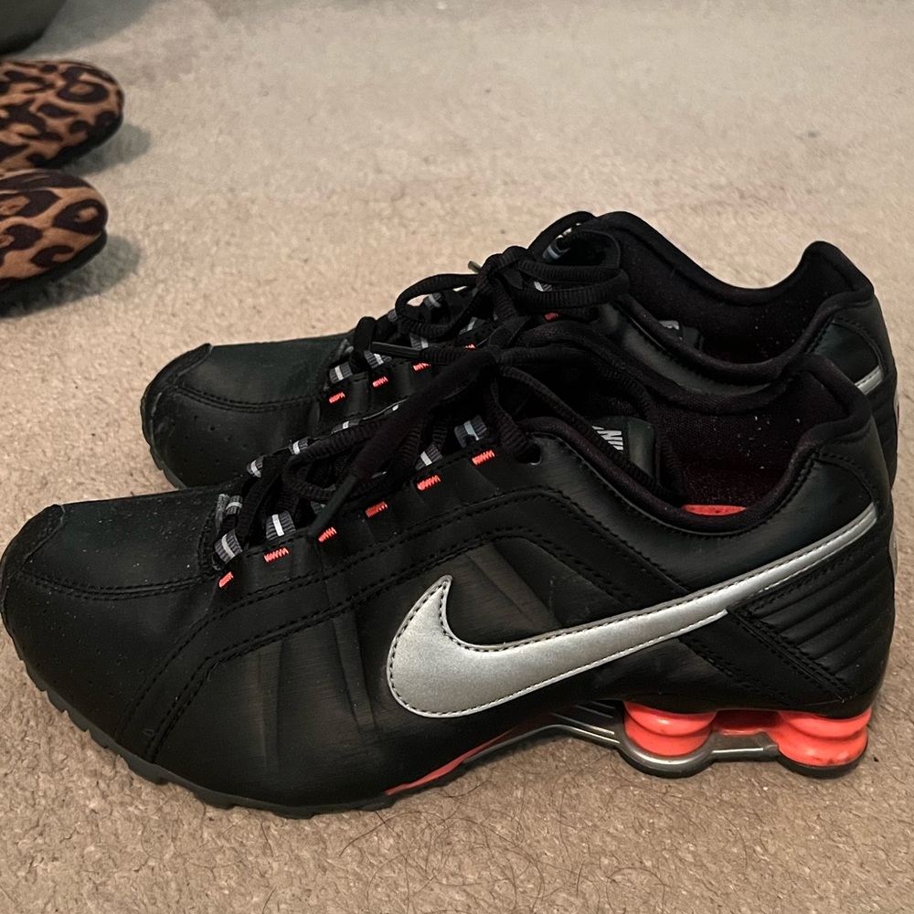 Nike Shox womens size 8 sneakers.